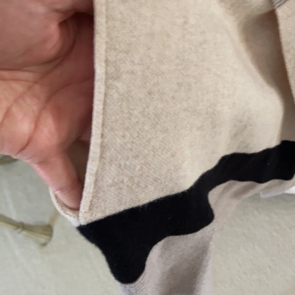 Chico’s Zenergy long block sweater size 2 like new - Picture 4 of 6